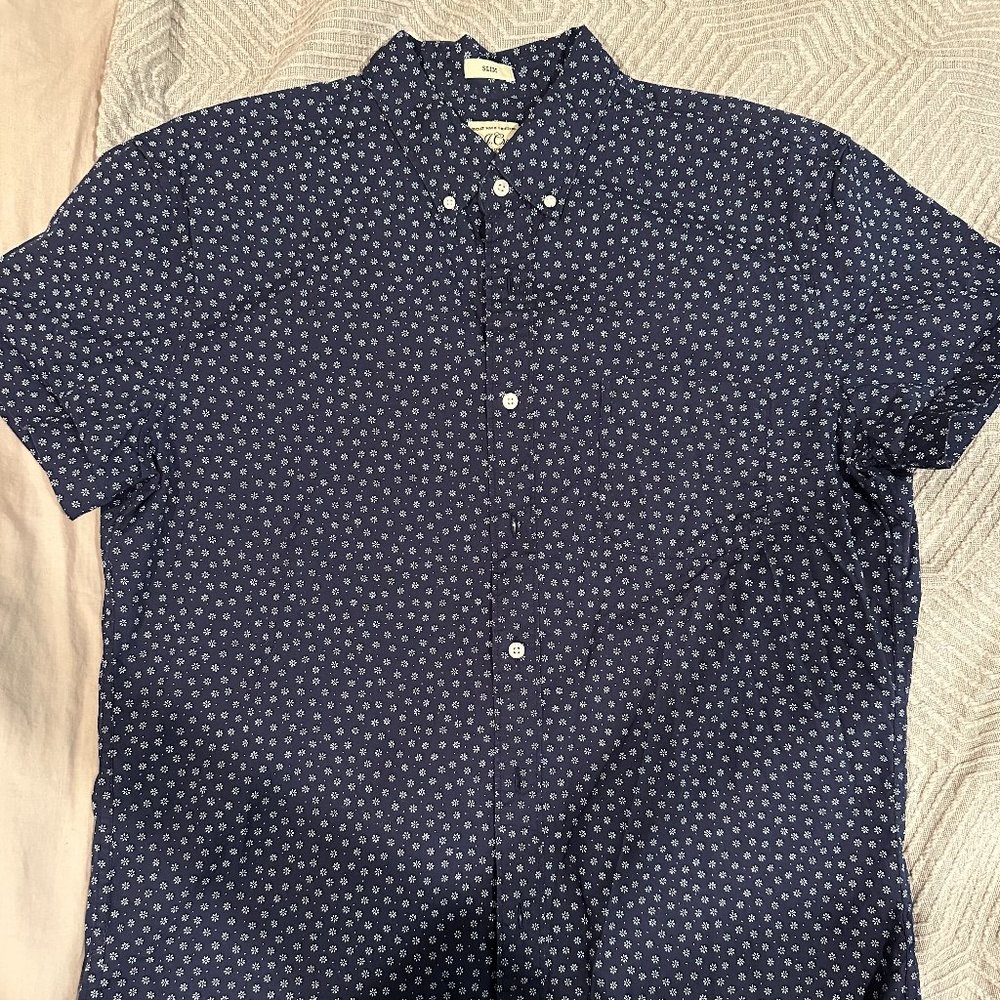 J Crew Navy Floral Prints Button Down Pocket Shirt Large Stretch Slim Fit